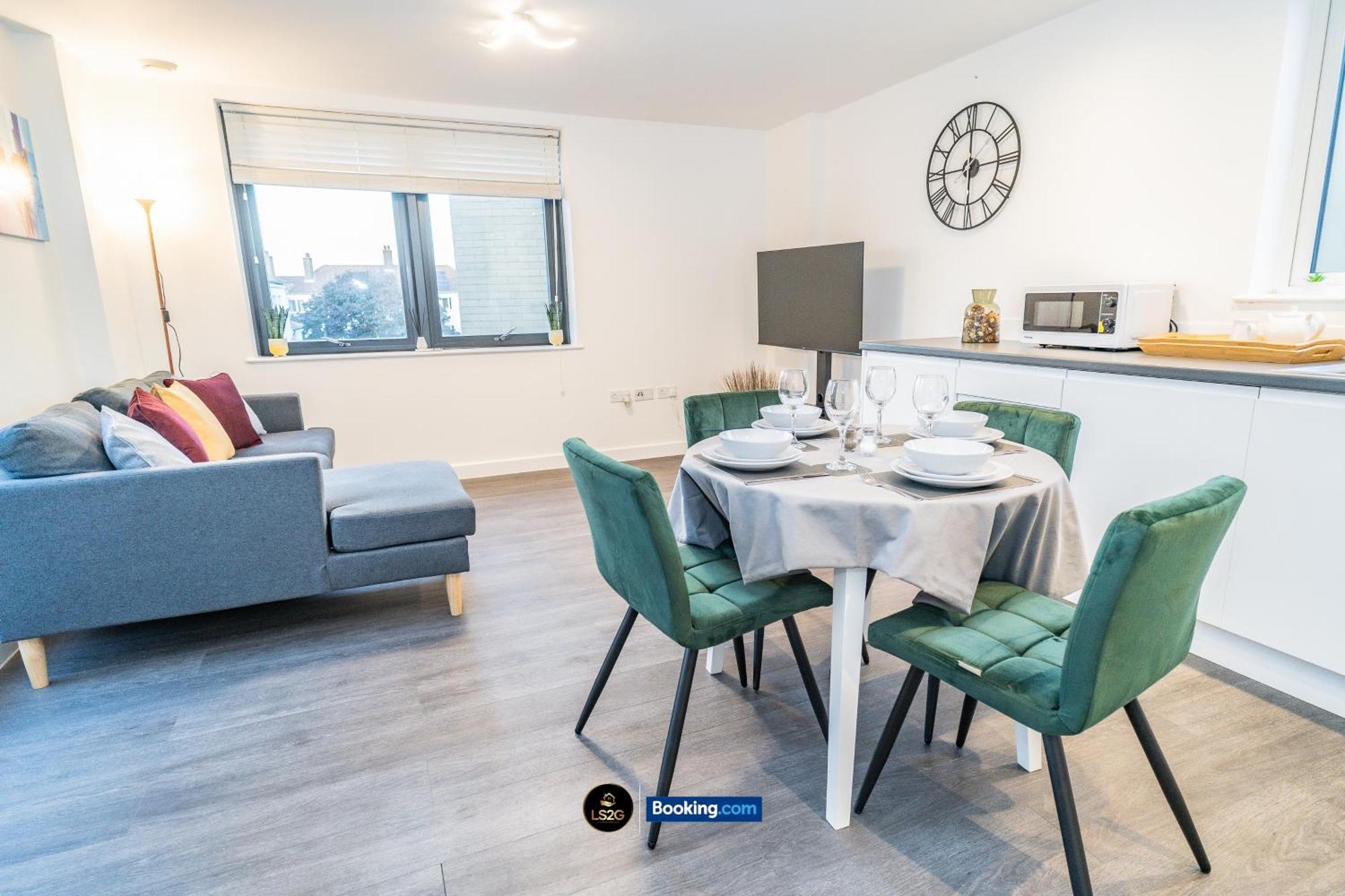 Spacious 2 Bedroom By Ls2g Short Lets & Serviced Greater With Free Wifi Apartament Londra