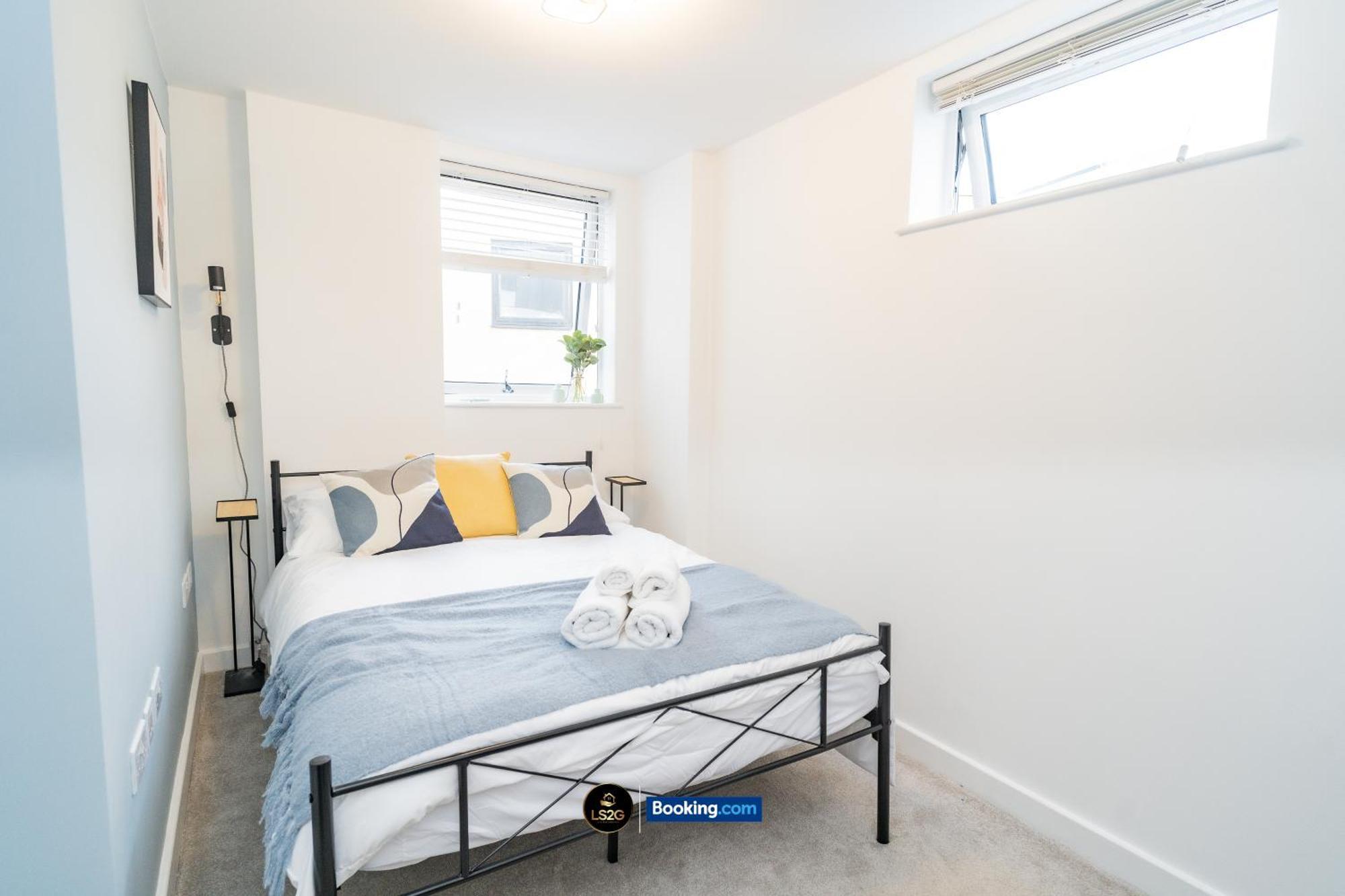 Spacious 2 Bedroom By Ls2g Short Lets & Serviced Greater With Free Wifi Londra