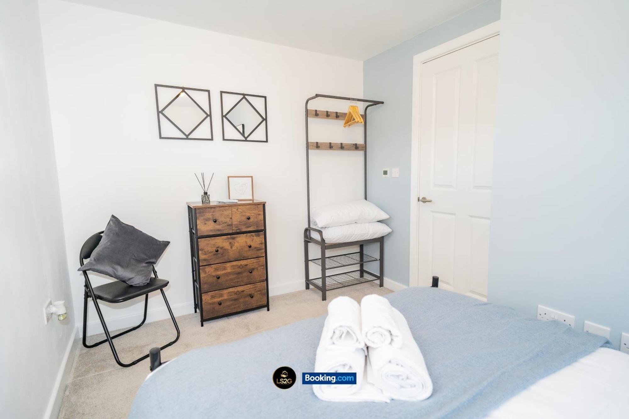 Apartament Spacious 2 Bedroom By Ls2g Short Lets & Serviced Greater With Free Wifi *
